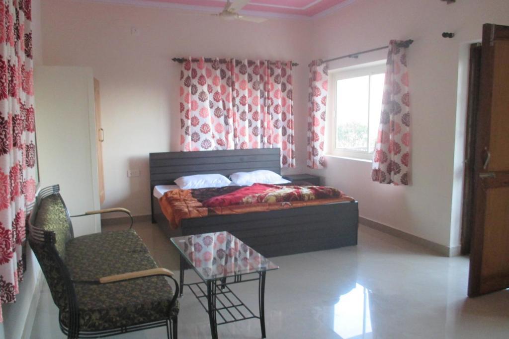 רישיקש Nishant Garden Resort מראה חיצוני תמונה