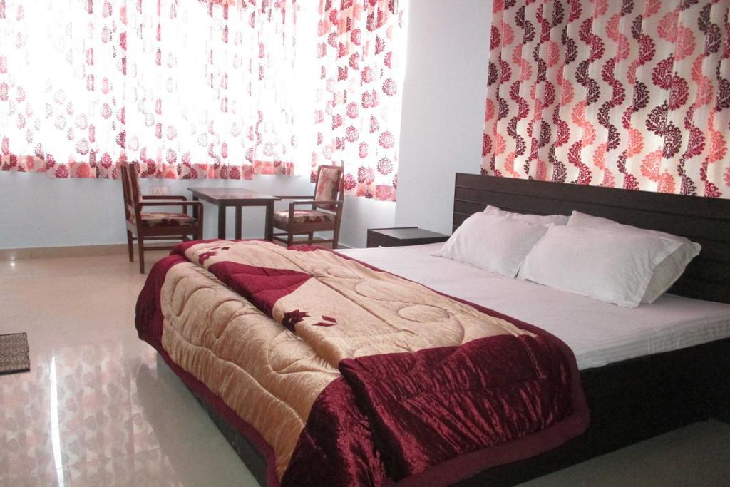 רישיקש Nishant Garden Resort מראה חיצוני תמונה