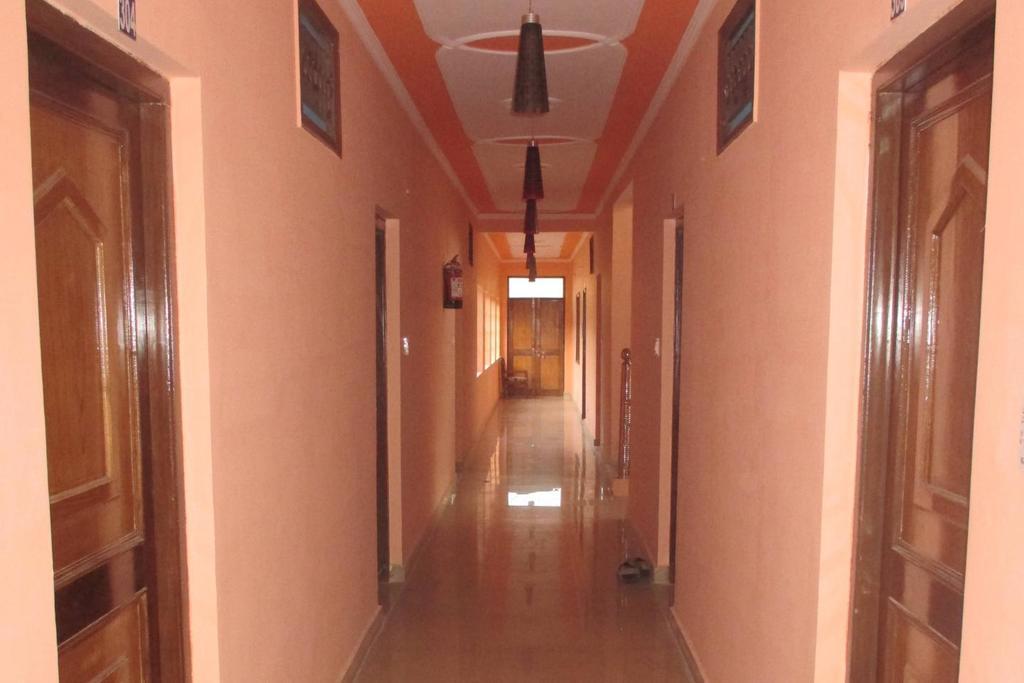 רישיקש Nishant Garden Resort מראה חיצוני תמונה