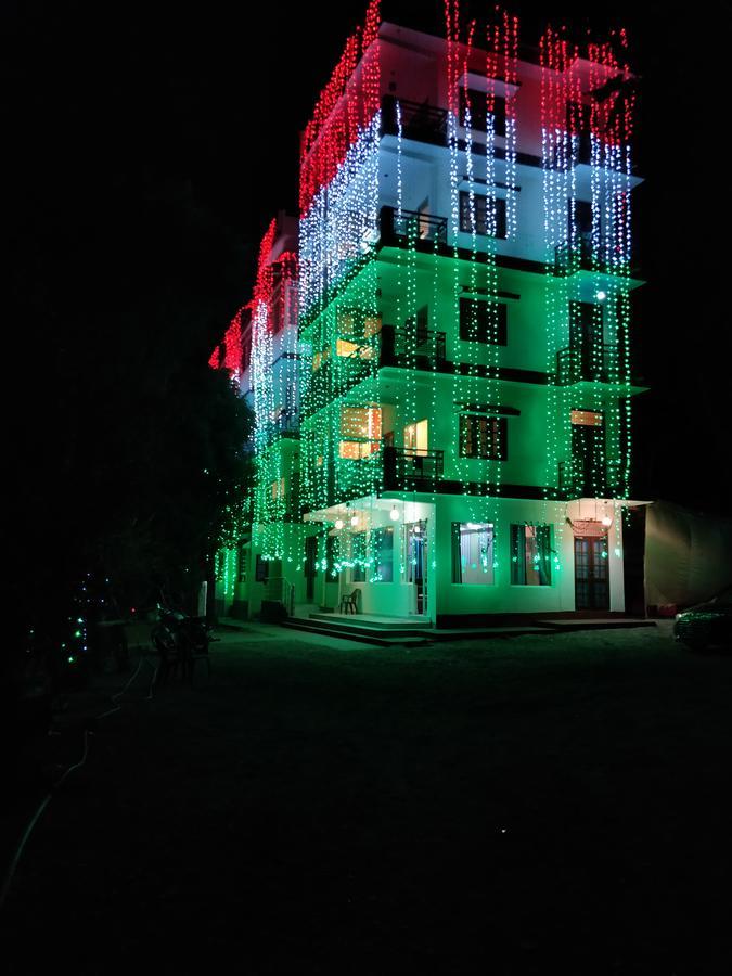 רישיקש Nishant Garden Resort מראה חיצוני תמונה